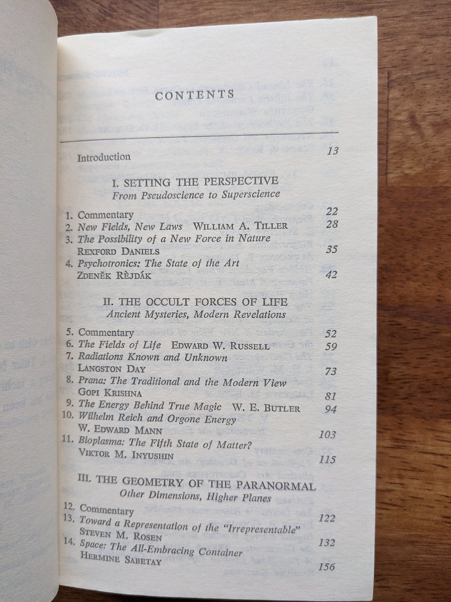 John White; Stanley Krippner - Future Science: Life Energies and the Physics of Paranormal Phenomena